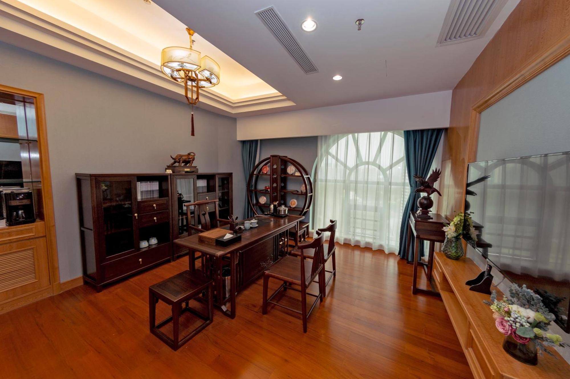 Gladden Hotel Jiangmen Dış mekan fotoğraf
