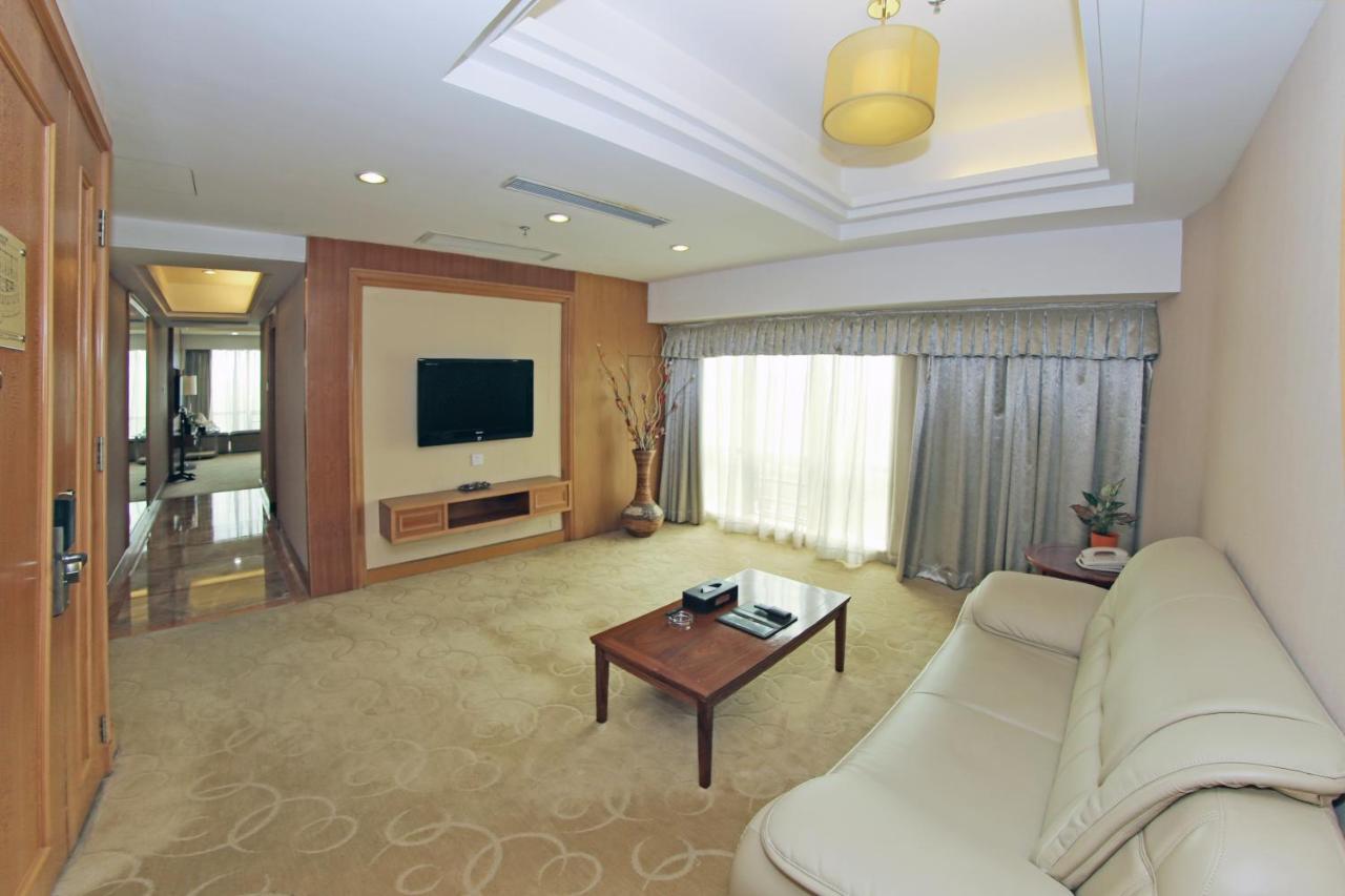 Gladden Hotel Jiangmen Dış mekan fotoğraf