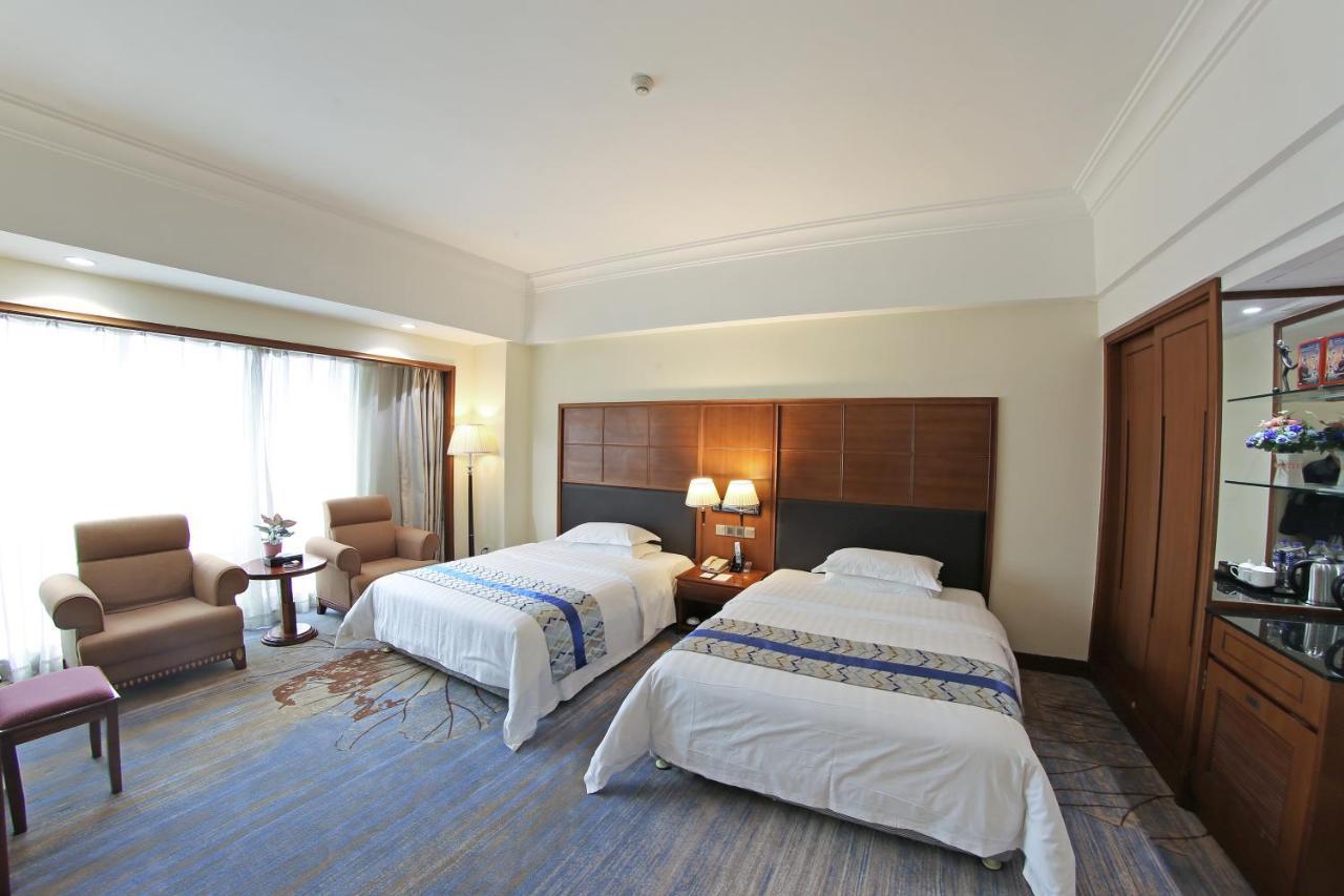 Gladden Hotel Jiangmen Dış mekan fotoğraf